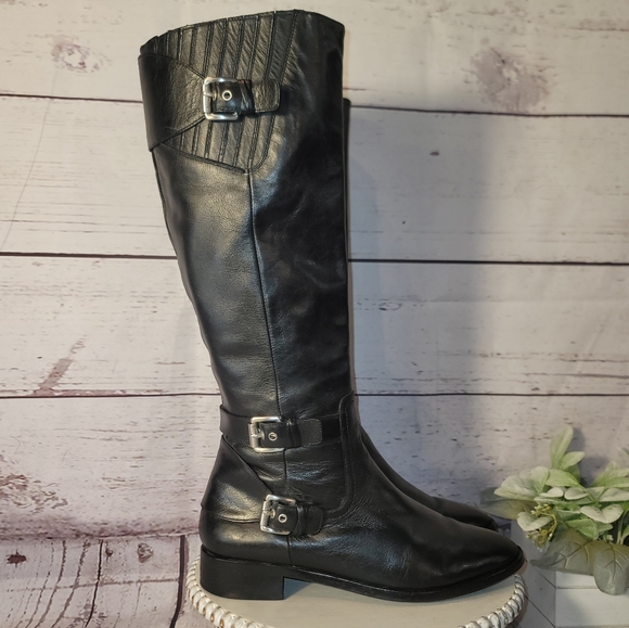 Michael Kors Alicia Women's Tall Leather Harness Buckle Riding Boot Size 8M - Picture 3 of 16